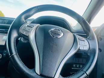 Nissan Qashqai 1.6 dCi Tekna XTRON 2WD Euro 6 (s/s) 5dr