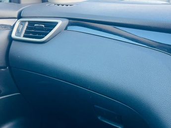 Nissan Qashqai 1.6 dCi Tekna XTRON 2WD Euro 6 (s/s) 5dr