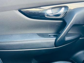 Nissan Qashqai 1.6 dCi Tekna XTRON 2WD Euro 6 (s/s) 5dr