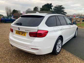 BMW 3 Series 2.0 320d SE Touring 5dr Diesel Auto xDrive Euro 6 (s/s) (190 ps)