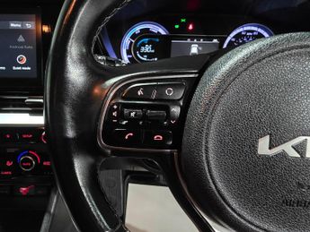 Kia Niro 1.6 GDi 2 DCT Euro 6 (s/s) 5dr
