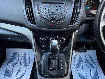 Ford Kuga 2.0 TDCi Zetec Powershift AWD Euro 5 5dr