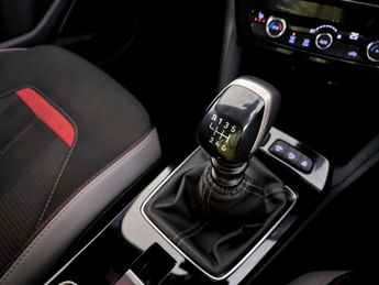 Vauxhall Mokka 1.2 Turbo SRi Premium SUV 5dr Petrol Manual Euro 6 (s/s) (130 ps