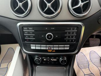 Mercedes-Benz CLA 1.6 CLA180 Sport Coupe 7G-DCT Euro 6 (s/s) 4dr