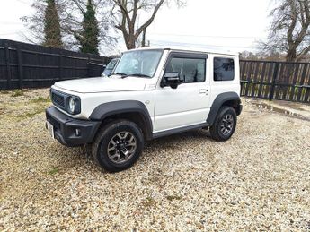 Suzuki Jimny AUTO METALLIC WHITE CARPLAY INSTALLED