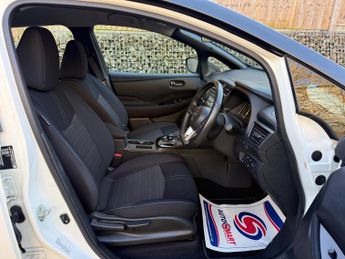 Nissan Leaf 40kWh Acenta Auto 5dr