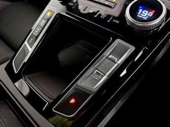 Jaguar I-PACE 400 90kWh SE SUV 5dr Electric Auto 4WD (400 ps)