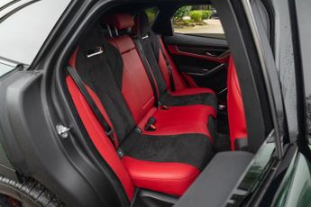 Jaguar F-PACE 5.0 P550 V8 SVR Quickshift AWD Euro 6 (s/s) 5dr