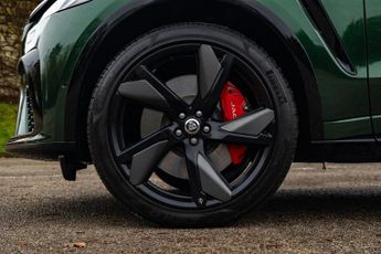 Jaguar F-PACE 5.0 P550 V8 SVR Quickshift AWD Euro 6 (s/s) 5dr