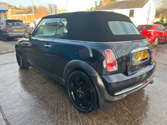 MINI Convertible 1.6 Cooper CVT Euro 3 2dr