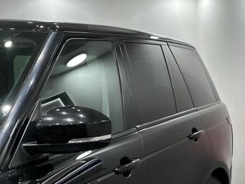 Land Rover Range Rover 3.0 TD V6 Vogue Auto 4WD Euro 6 (s/s) 5dr
