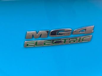 MG MG4 51kWh SE Auto 5dr