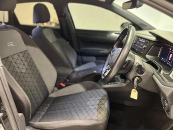 Volkswagen Taigo 1.0 TSI R-Line DSG Euro 6 (s/s) 5dr
