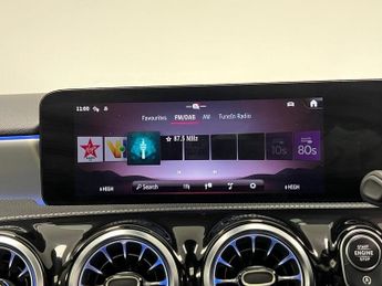 Mercedes-Benz A Class 1.3 A200h MHEV AMG Line (Premium Plus) 7G-DCT Euro 6 (s/s) 5dr