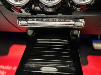 Mercedes-Benz A Class 1.3 A200h MHEV AMG Line (Premium Plus) 7G-DCT Euro 6 (s/s) 5dr