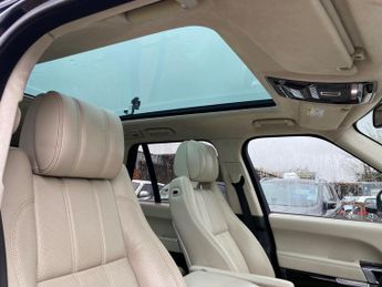 Land Rover Range Rover 4.4 SD V8 Autobiography Auto 4WD Euro 6 (s/s) 5dr