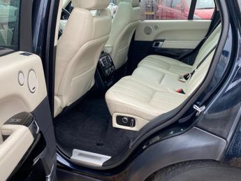 Land Rover Range Rover 4.4 SD V8 Autobiography Auto 4WD Euro 6 (s/s) 5dr