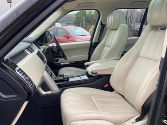 Land Rover Range Rover 4.4 SD V8 Autobiography Auto 4WD Euro 6 (s/s) 5dr