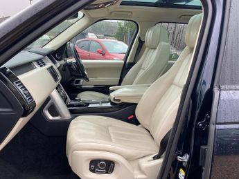 Land Rover Range Rover 4.4 SD V8 Autobiography Auto 4WD Euro 6 (s/s) 5dr