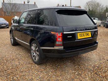 Land Rover Range Rover 4.4 SD V8 Autobiography Auto 4WD Euro 6 (s/s) 5dr