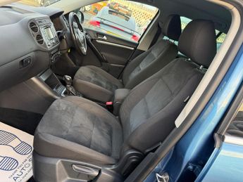 Volkswagen Tiguan 2.0 TDI BlueMotion Tech Match DSG 4WD Euro 5 (s/s) 5dr