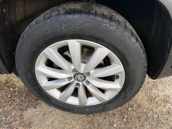 Volkswagen Tiguan 2.0 TDI BlueMotion Tech Match DSG 4WD Euro 5 (s/s) 5dr