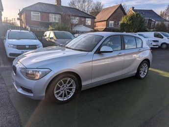 BMW 1 Series 2.0 118d SE Auto Euro 5 (s/s) 5dr