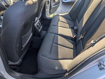 BMW 1 Series 2.0 118d SE Auto Euro 5 (s/s) 5dr