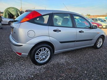 Ford Focus 1.6i 16v LX 5dr