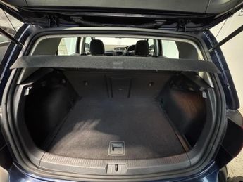 Volkswagen Golf 1.6 TDI BlueMotion Tech SE DSG Euro 5 (s/s) 5dr