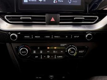 Kia Niro 39kWh 2 SUV 5dr Electric Auto (134 bhp)