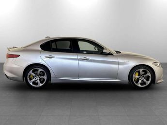 Alfa Romeo Giulia 2.0T Veloce Auto Euro 6 (s/s) 4dr