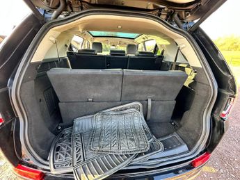 Land Rover Discovery Sport 2.0 TD4 HSE Black Auto 4WD Euro 6 (s/s) 5dr