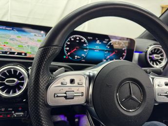 Mercedes-Benz CLA 1.3 CLA180 AMG Line (Premium 2) Coupe 7G-DCT Euro 6 (s/s) 4dr