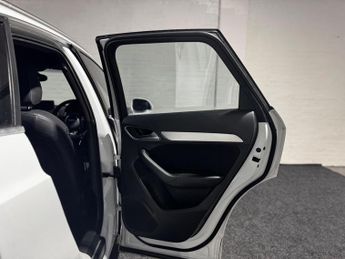 Audi Q3 2.0 TDI S line S Tronic quattro Euro 5 (s/s) 5dr