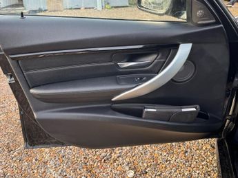 BMW 3 Series 2.0 320d M Sport Auto Euro 6 (s/s) 4dr
