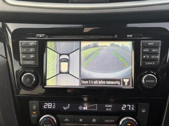 Nissan Qashqai 1.6 dCi N-Connecta XTRON 2WD Euro 6 (s/s) 5dr