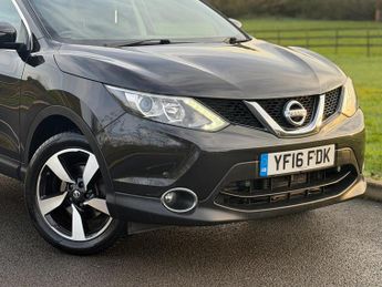 Nissan Qashqai 1.6 dCi N-Connecta XTRON 2WD Euro 6 (s/s) 5dr