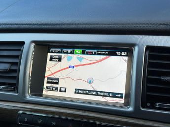 Jaguar XF 3.0d V6 R-Sport Auto Euro 5 (s/s) 4dr