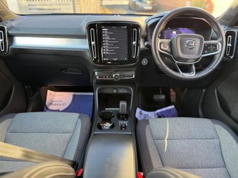 Volvo XC40 2.0 B3 MHEV Core DCT Auto Euro 6 (s/s) 5dr