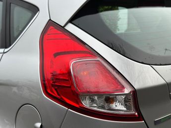 Ford Fiesta 1.0T EcoBoost Zetec Powershift Euro 6 5dr