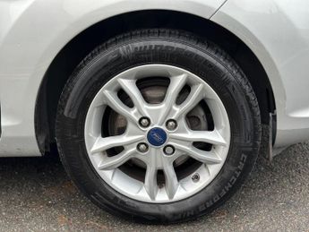 Ford Fiesta 1.0T EcoBoost Zetec Powershift Euro 6 5dr