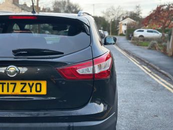 Nissan Qashqai 1.2 DIG-T Tekna XTRON 2WD Euro 6 (s/s) 5dr