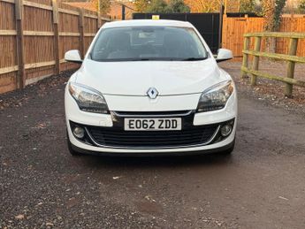 Renault Megane 1.6 16V Dynamique TomTom Euro 5 5dr