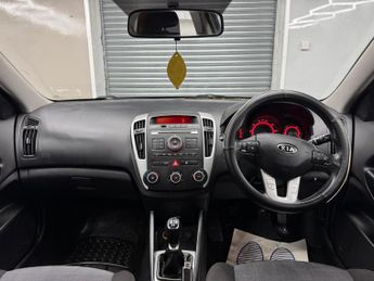 Kia Ceed 1.4 VR-7 Euro 5 5dr