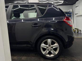 Kia Ceed 1.4 VR-7 Euro 5 5dr