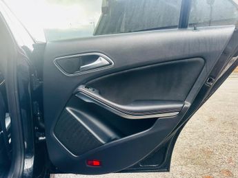 Mercedes-Benz CLA 2.1 CLA220 CDI AMG Sport Coupe 4dr Diesel 7G-DCT Euro 6 (s/s) (1