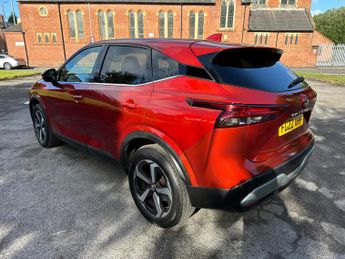 Nissan Qashqai 1.3 DIG-T MHEV N-Connecta SUV 5dr Petrol Hybrid XTRON Euro 6 (s/
