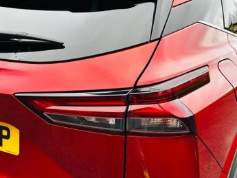 Nissan Qashqai 1.3 DIG-T MHEV N-Connecta SUV 5dr Petrol Hybrid XTRON Euro 6 (s/