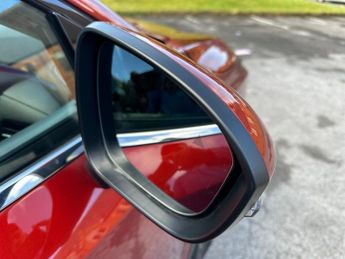 Nissan Qashqai 1.3 DIG-T MHEV N-Connecta SUV 5dr Petrol Hybrid XTRON Euro 6 (s/